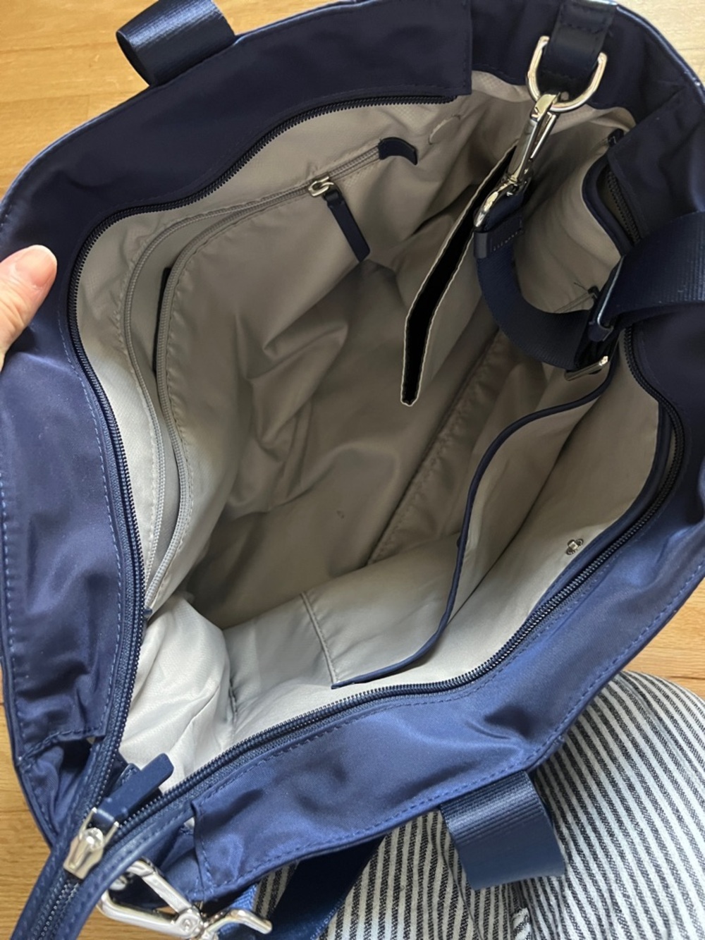Tumi Navy Blue Voyageur Mauren Nylon Tote - Picture 8 of 11